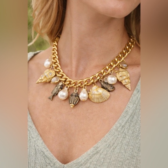 Kurt Geiger Gold Charm Necklace Shell Pearl Fish Statement Luxe Boho Y2K NEW - Picture 3 of 12